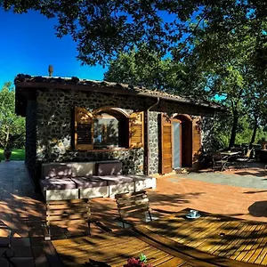 etna-bungalow-claudio.sicilyhotelsitaly.net/